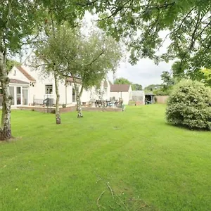 Millfields And Garden Holiday home